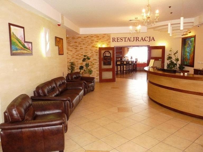 Zajazd Sokol Hotel Nienadówka Buitenkant foto