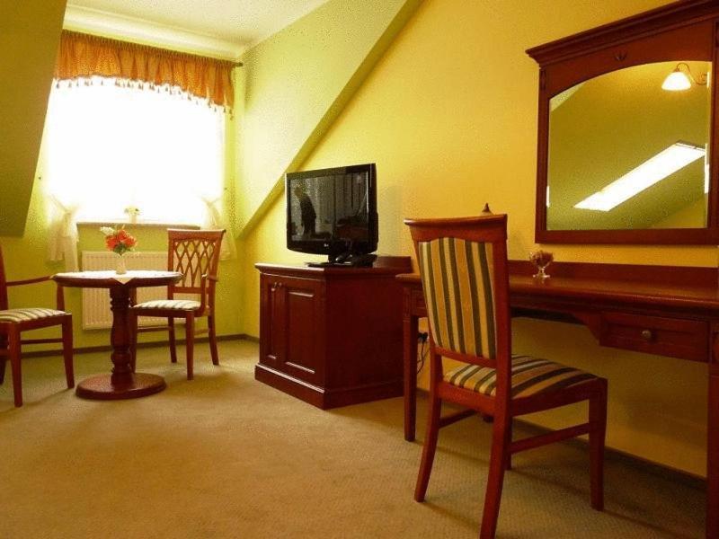 Zajazd Sokol Hotel Nienadówka Kamer foto